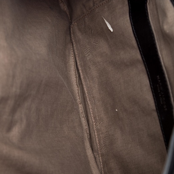 Last Day!MARC JACOBS BLACK STUDDED MESSENGER - Picture 5 of 9